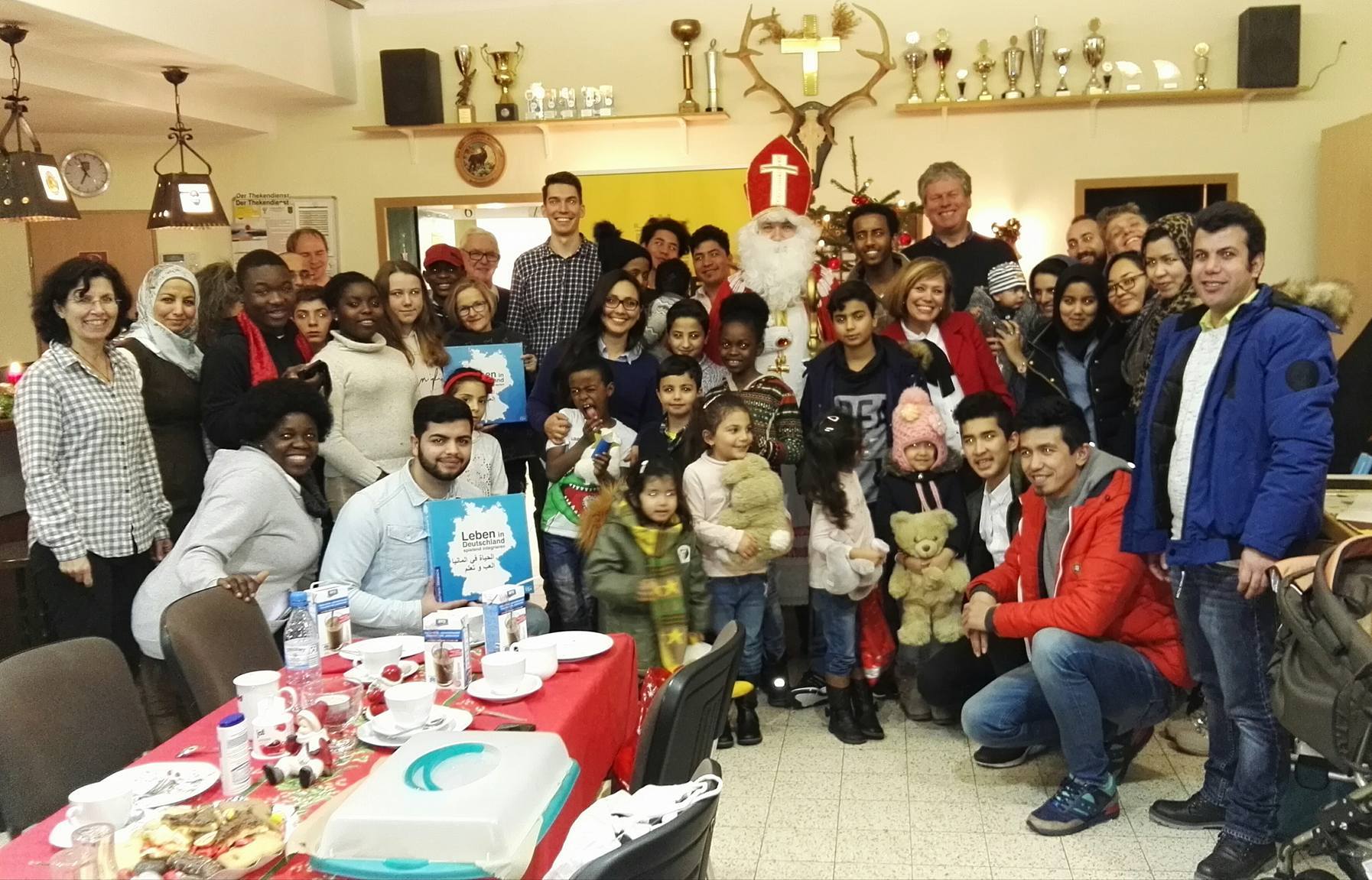 Bild Adventscafé mit Flüchtlingsfamilien [Dezember 2017]
